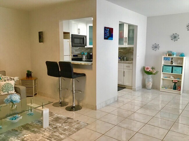 Foto del edificio - 239 Brittany F