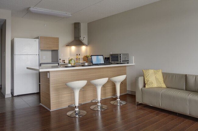 Salon - Bridgeport House - Student Living