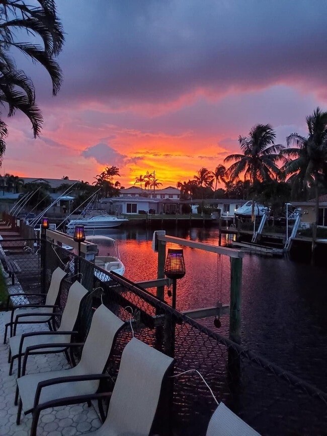 Building Photo - 301 E McNab Rd