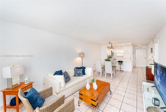 Building Photo - 200 Galen Dr