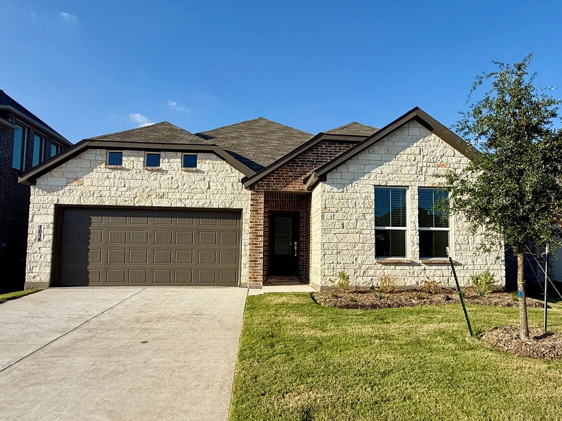 Foto principal - 1816 Alpine Larch Ln