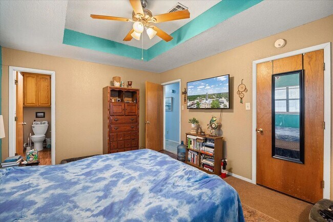 Foto del edificio - 2708 Cedarhill St