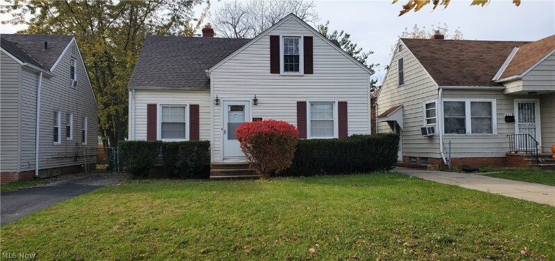 Foto principal - 5116 Clement Ave