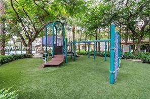Foto del edificio - 6768 W Sample Rd