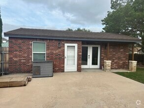 Building Photo - 3218 Palo Duro Dr