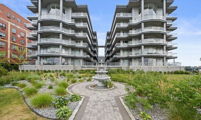Foto del edificio - 1450 110th St