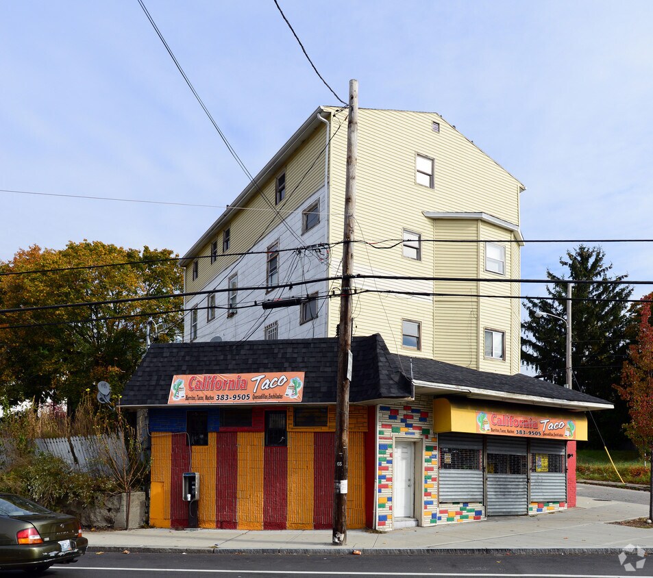 Primary Photo - 319-321 Amherst St