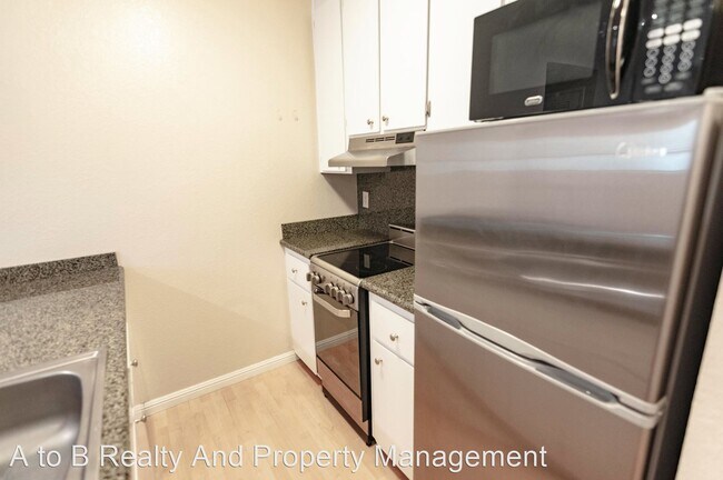 Building Photo - 2 br, 1 bath House - 279 Stonegate Cir