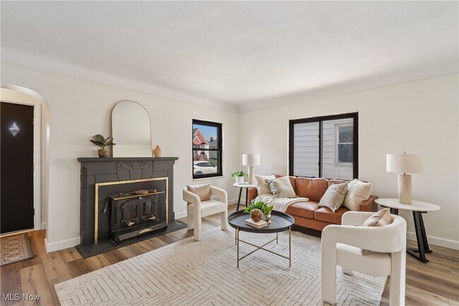 Building Photo - 5244 W 49th St