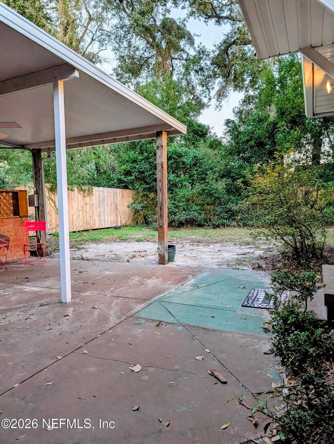 Foto del edificio - 4646 Martingale Rd