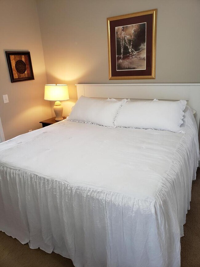 Foto del edificio - 83 Hannah Rd