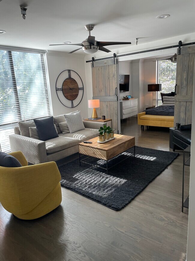 Sala de estar - 375 Ralph McGill Blvd NE