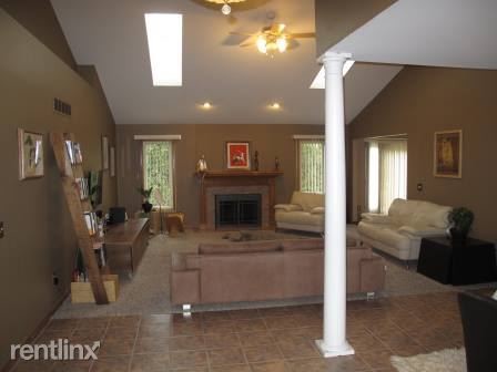 Foto del edificio - 47091 Chippenham Ct