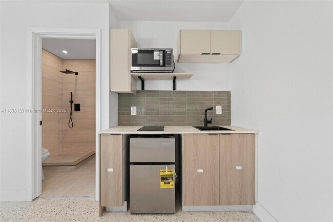 Foto del edificio - 2442 SW 3rd St