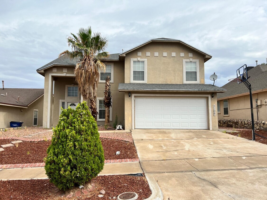 Foto principal - 7105 Tierra Roja St