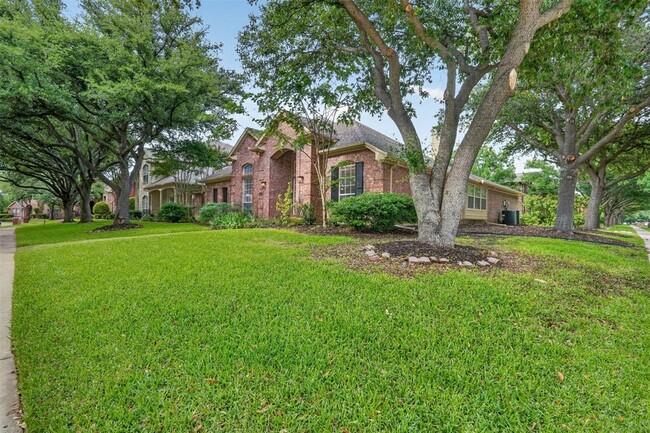 Building Photo - 6864 Bushnell Dr