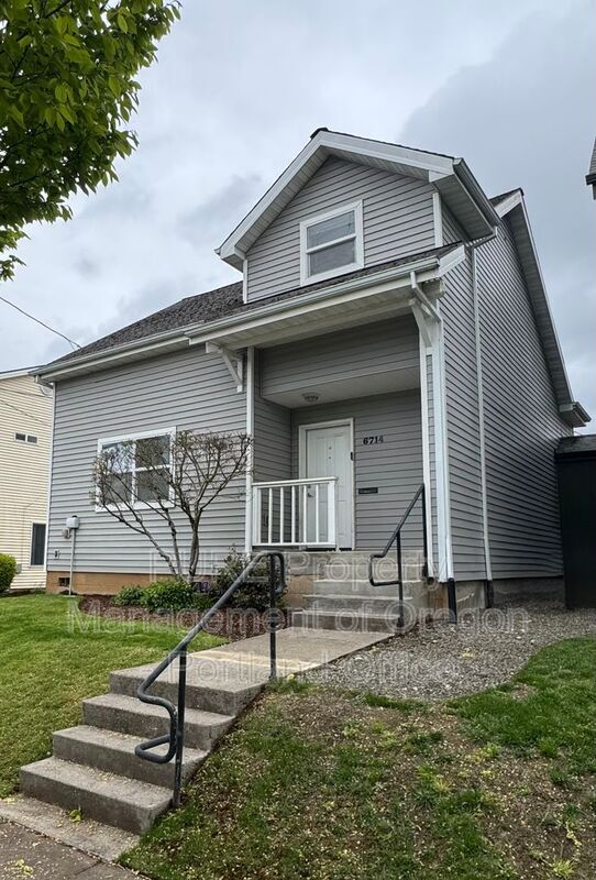 Building Photo - 6714 N Monteith Ave