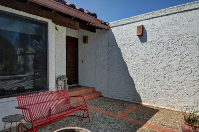 Building Photo - 2629 Calle Del Roble