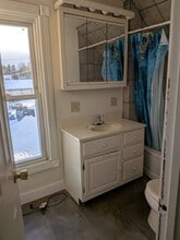 Building Photo - 229 Cedar St