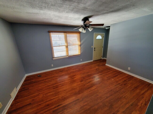 Foto del edificio - 3424 N 52nd St