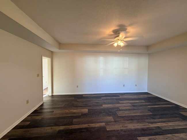 Building Photo - Nice 3 bedroom/2 bathroom Home in Shiloh Forrest