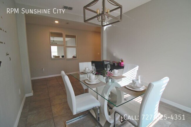 Building Photo - Spacious Living Awaits: Your Dream Home wi...