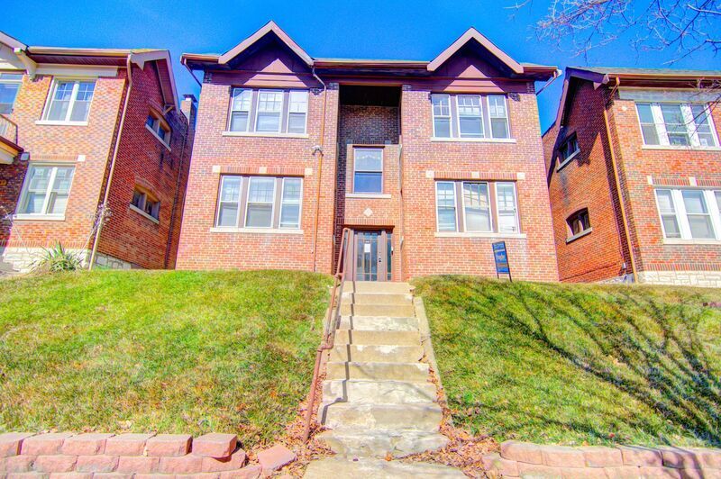 3139 Halliday Ave Unit 1E, St. Louis, MO 63118 Condo for Rent in St. Louis, MO