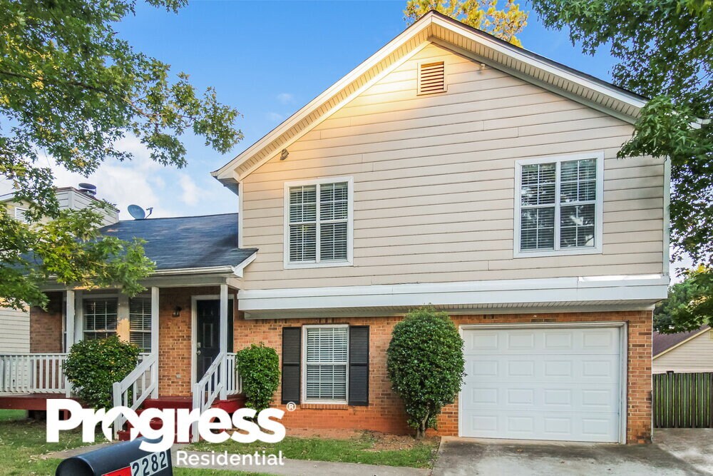 2282 Hunters Ct, Lithonia, GA 30058 House Rental in Lithonia, GA