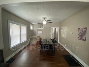 Building Photo - 616 S Ogden Ave