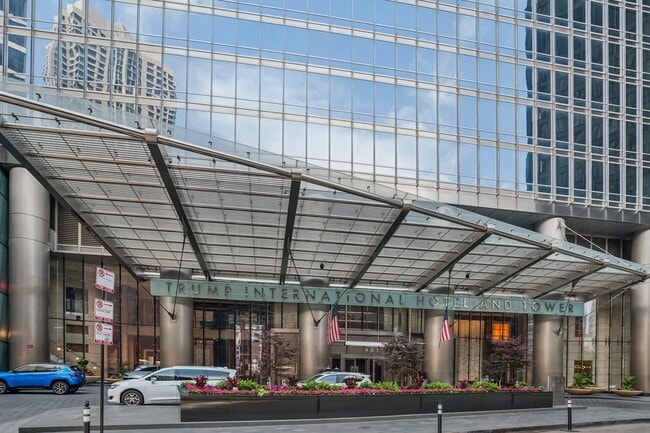 Building Photo - 401 N Wabash Ave