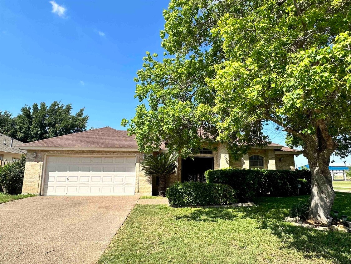 720 Dr, Laredo, TX 78045 House Rental in Laredo, TX