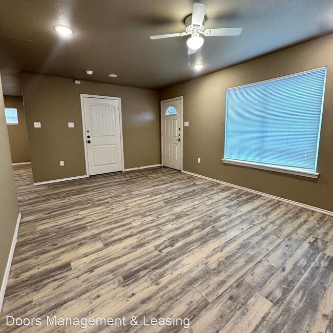 Foto del edificio - 3 br, 2 bath House - 1012 David Avenue