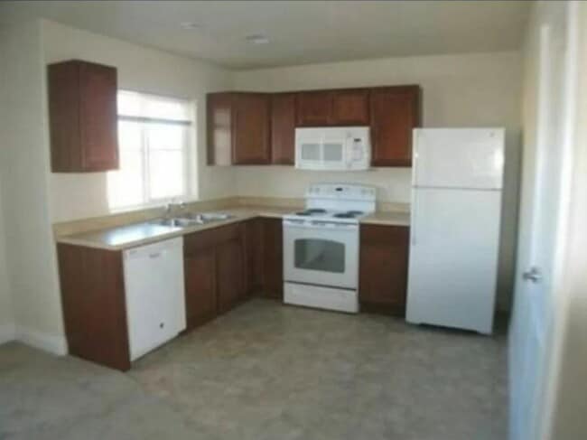 Building Photo - 115 Montalto Dr