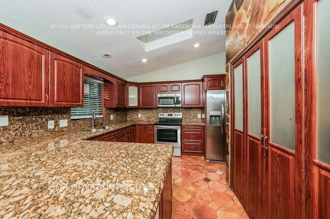 Foto del edificio - 5241 110th Ave N