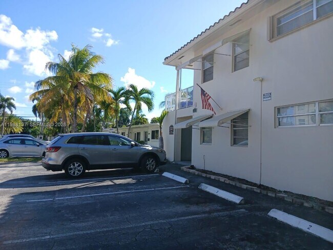 Foto del edificio - 3031 NE 21st Terrace