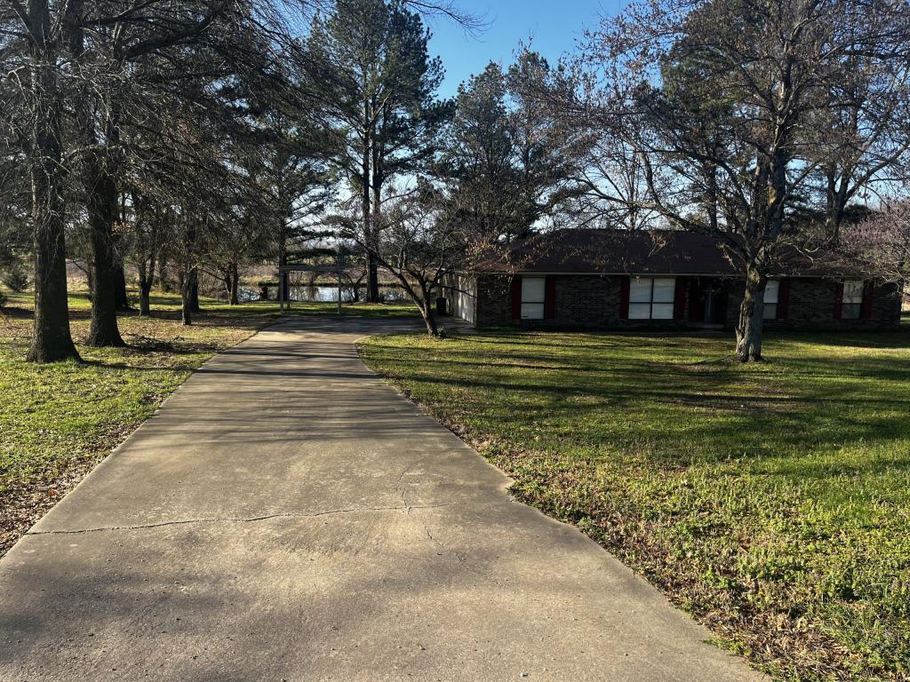 Photo - 19245 Tuttle Road