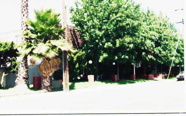 Foto del edificio - The Cape Codder Apartments