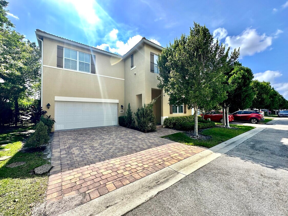 3693 Wolf Run Ln, Boynton Beach, FL 33435 House Rental in Boynton