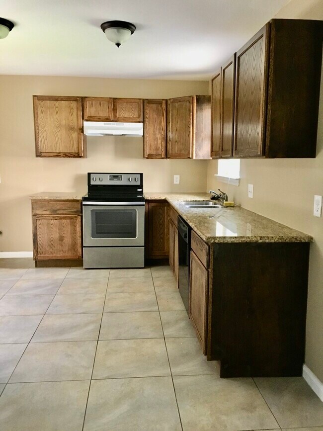 Foto del edificio - 7410 Frostview Ln