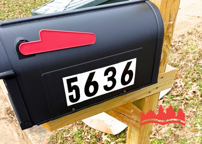 Building Photo - 5636 Maple Tree Dr