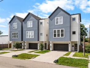 Building Photo - 4631 Balkin St
