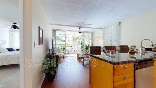 Building Photo - 430 Kaiolu St