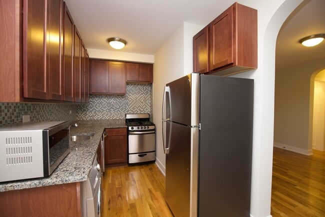 Foto del edificio - 555 W Arlington