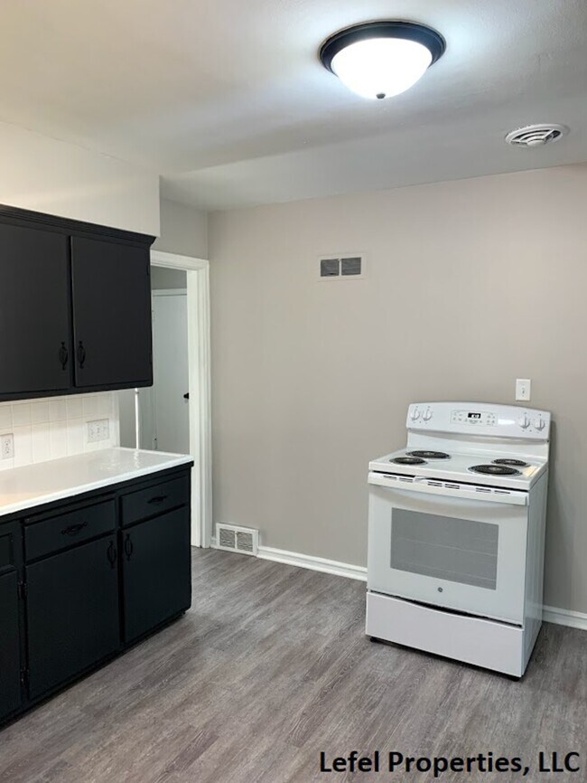 Building Photo - 3019 N 60th