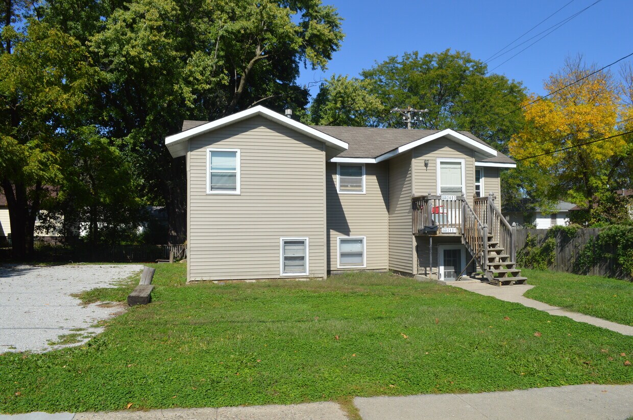 Foto principal - 3401 Tripp St