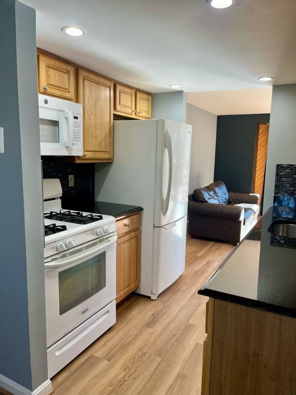 Building Photo - 5352 Fallriver Row Ct