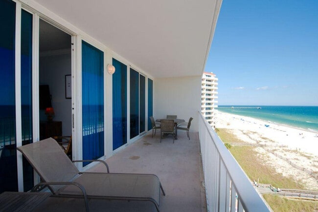 Foto del edificio - 455 E Beach Blvd