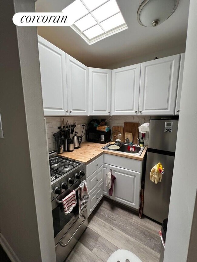 Foto del edificio - 430 E 77th St