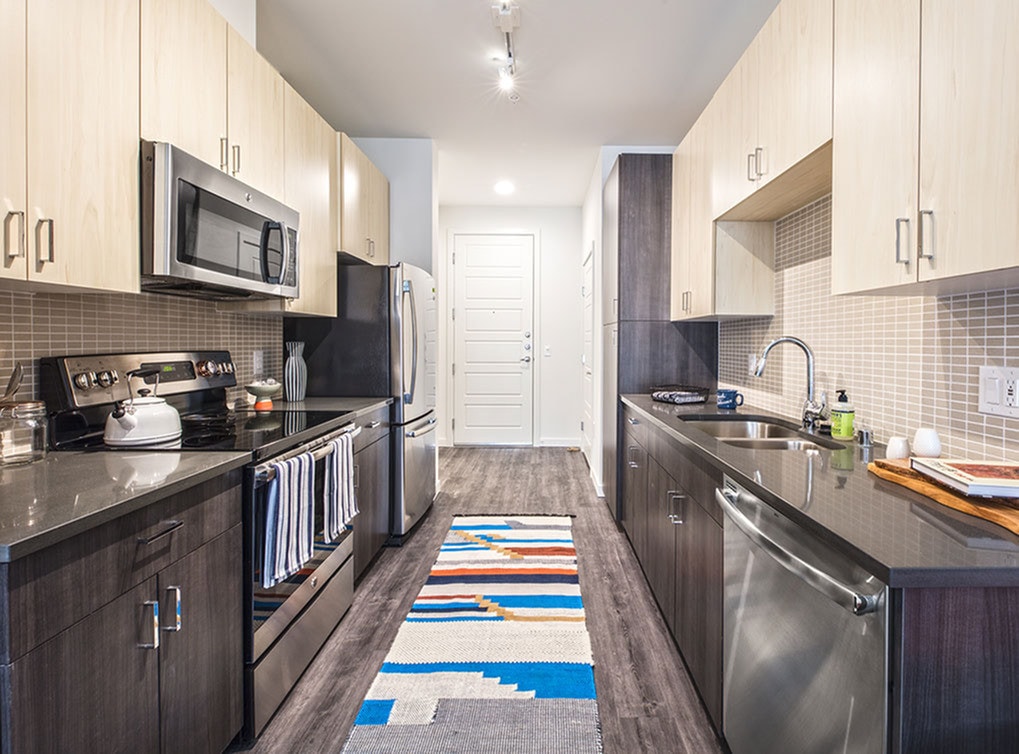 AMLI Wallingford Apartments in Seattle, WA