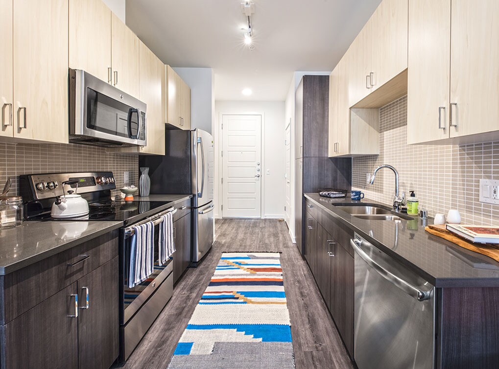 AMLI Wallingford 1850 N 34th St Seattle, WA Apartments for Rent in